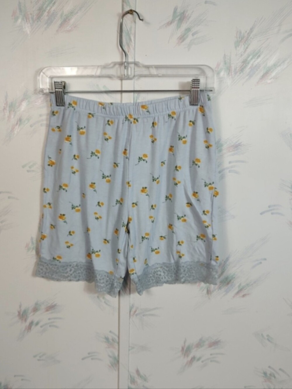 BP. Blue Floral Print Lace Trim Shorts Small